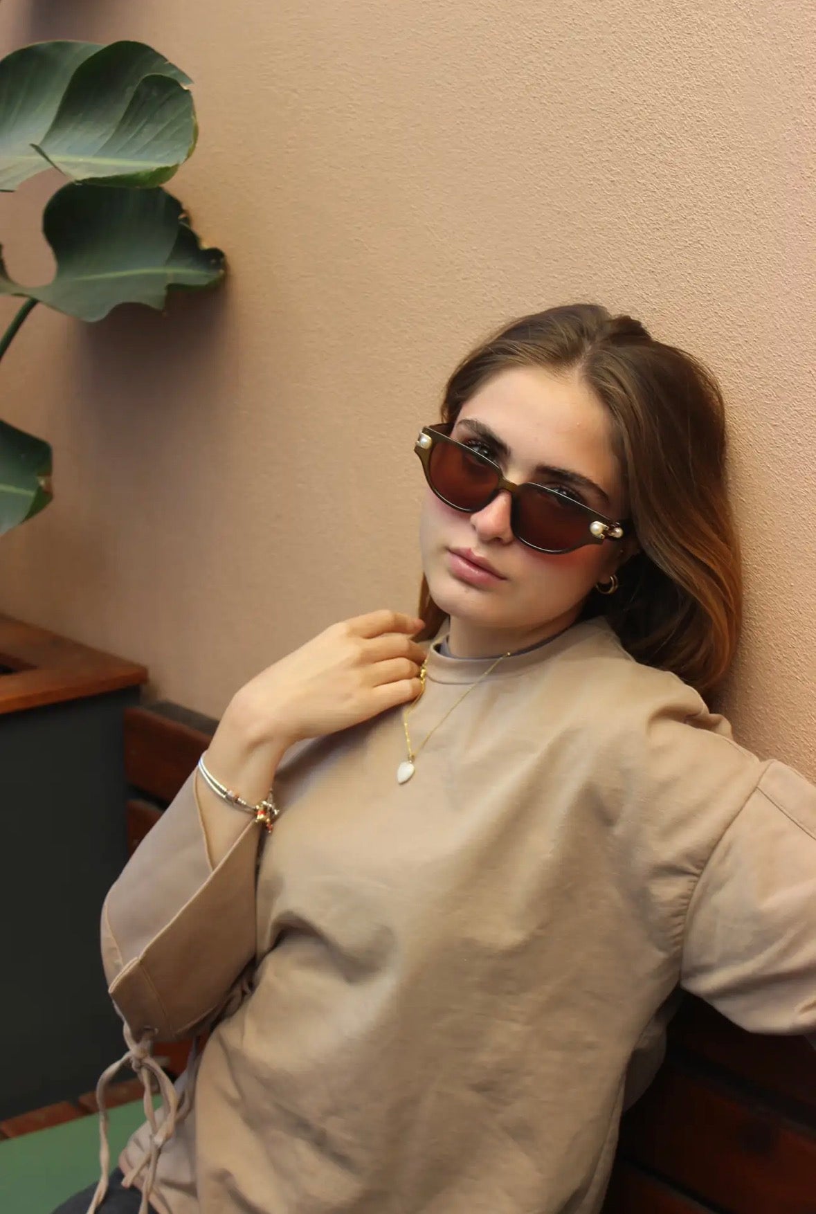 Femme İnci Detaylı Kadın Güneş Gözlüğü - Haki